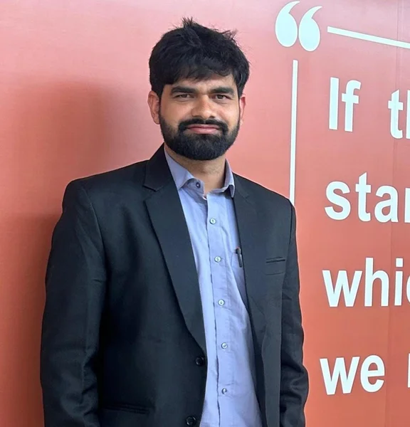 Dr. Vijay Kumar